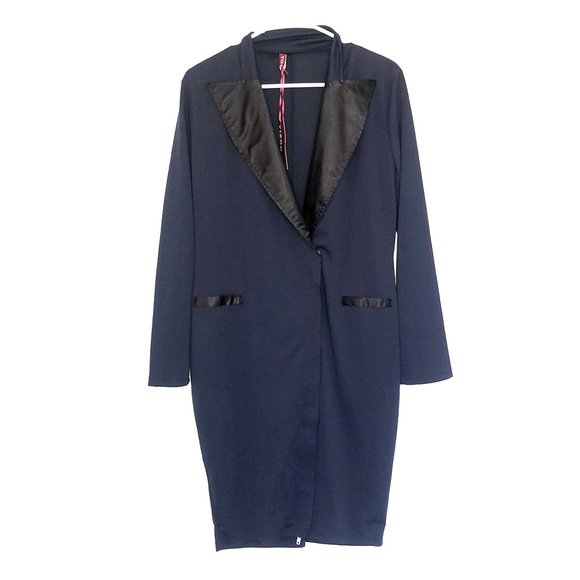 Dresses & Skirts - NWT Tuxedo Dress